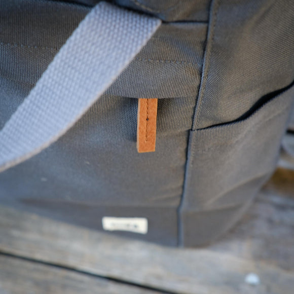 Snape Maltings Sustainable Collection Small Finchley Bag in Carbon