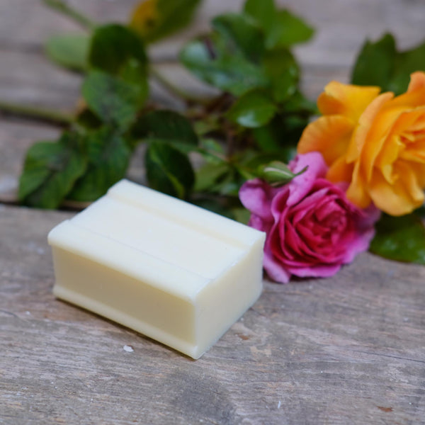 Snape Maltings Stargazer Lily and Hibiscus Soap