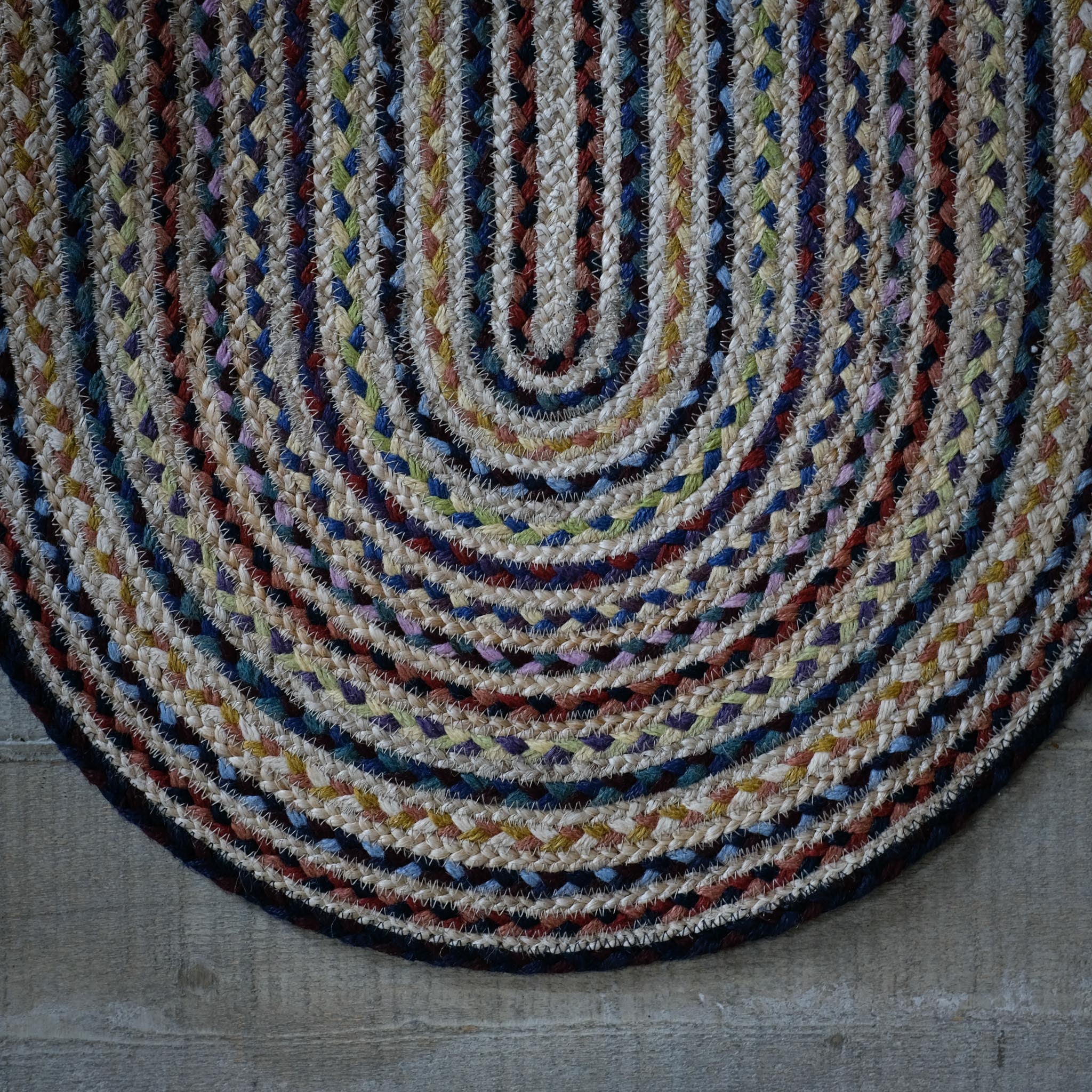 Oval Jute Rug in Fairisle Braid 61cm x 91cm – Snape Maltings
